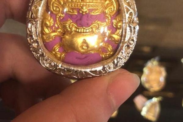 炉中火命的饰品选择：如何提升运势与魅力？
