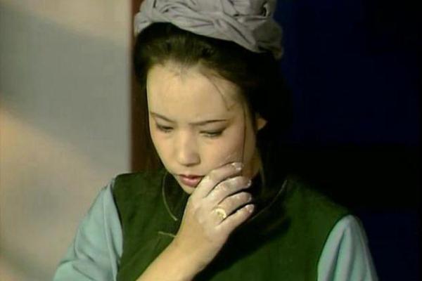 林千金的五行八字解析：命运的秘密与人生启示