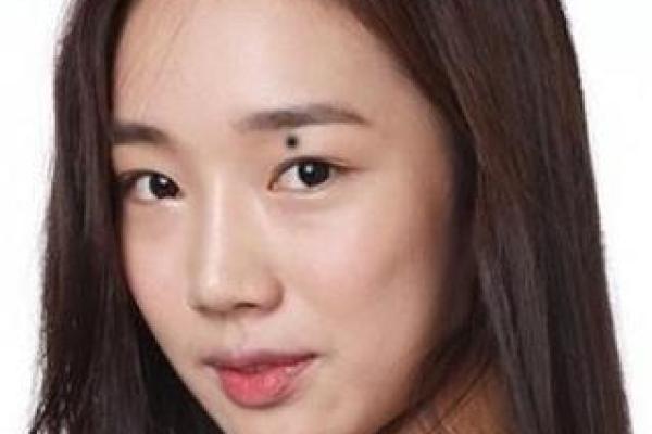 六二年属虎人：金命解析与命运剖析