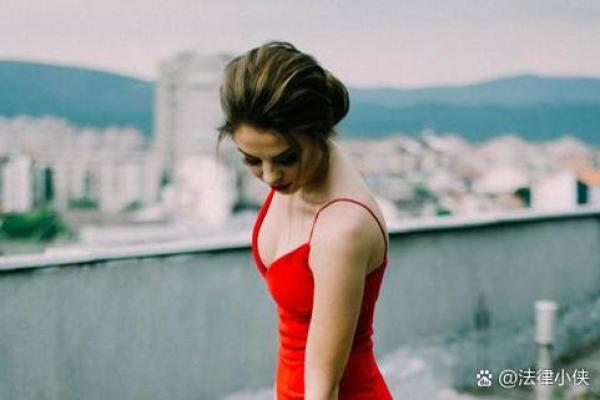 克父亲的女儿：命运与潜能的交织之旅