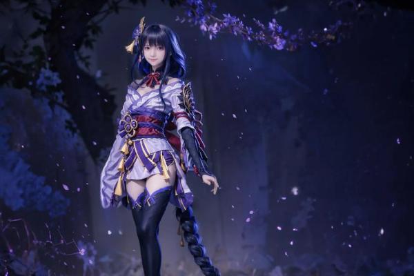 《在《原神》中雨天与雷神的奇妙探险》